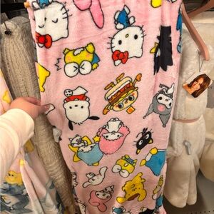 Hello kitty blanket